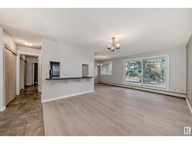 113 - 5125 Riverbend Rd Nw, Condo with 3 bedrooms, 2 bathrooms and 2 parking in Edmonton AB | Image 13