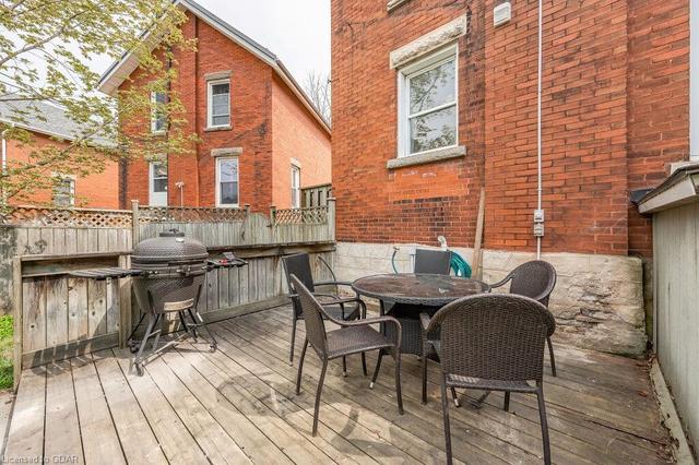110 Toronto Street, House detached with 4 bedrooms, 2 bathrooms and null parking in Guelph ON | Image 7