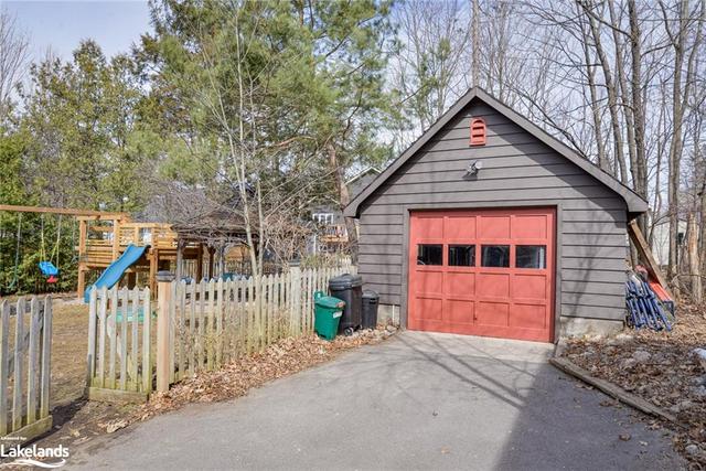 180 Winewood Avenue E, House detached with 3 bedrooms, 2 bathrooms and 6 parking in Gravenhurst ON | Image 25
