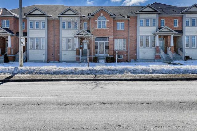 2942 Donald Cousens Pkwy, House attached with 3 bedrooms, 3 bathrooms and 3 parking in Markham ON | Image 1