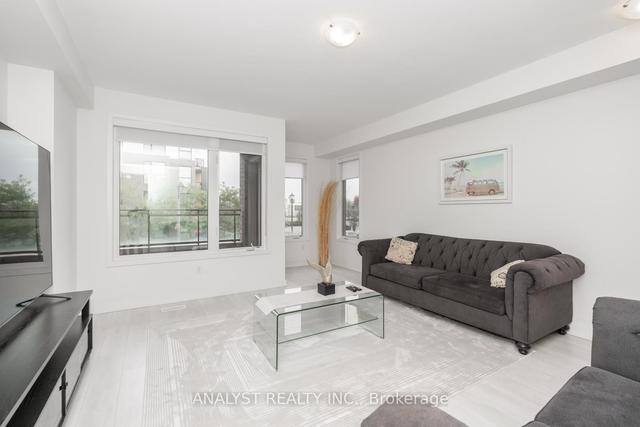 205 Sabina Dr, House attached with 3 bedrooms, 3 bathrooms and 2 parking in Oakville ON | Image 29