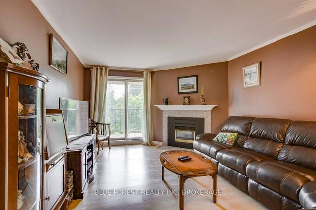 307 - 2228 Trafalgar St, Condo with 3 bedrooms, 2 bathrooms and 5 parking in London ON | Image 10