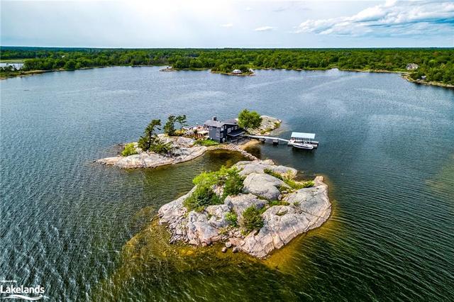 2 290 & 310 Island, House detached with 4 bedrooms, 1 bathrooms and null parking in Georgian Bay ON | Image 39