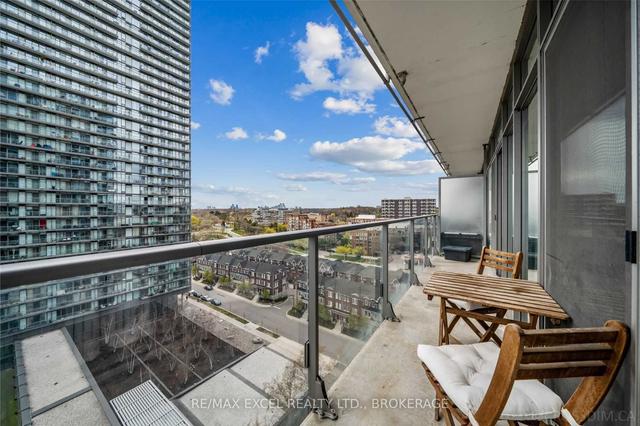 1109 - 103 The Queensway, Condo with 1 bedrooms, 1 bathrooms and 1 parking in Toronto ON | Image 5