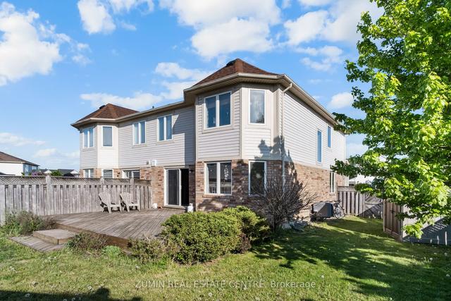 28 Redstart Dr, House semidetached with 3 bedrooms, 3 bathrooms and 2 parking in Cambridge ON | Image 7
