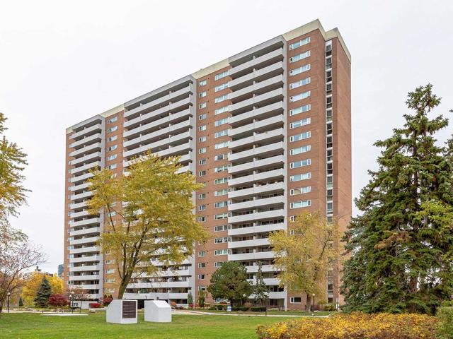 402 - 270 Scarlett Rd, Condo with 2 bedrooms, 1 bathrooms and 1 parking in Toronto ON | Image 12