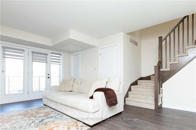 196 Law Dr, Townhouse with 2 bedrooms, 3 bathrooms and 2 parking in Guelph ON | Image 19