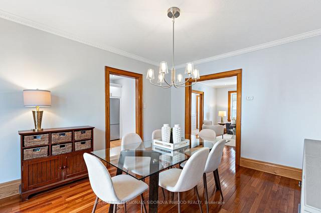 27 Parkview Gdns, House detached with 3 bedrooms, 3 bathrooms and 2 parking in Toronto ON | Image 30