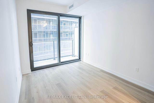 718 - 1 Jarvis St, Condo with 2 bedrooms, 2 bathrooms and 1 parking in Hamilton ON | Image 2