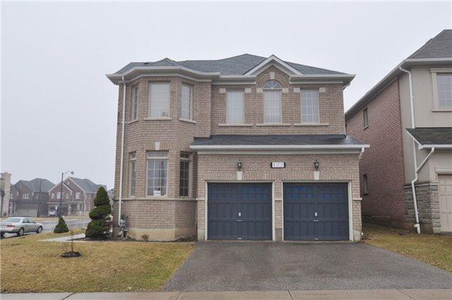177 Queen Filomena Ave, House detached with 5 bedrooms, 4 bathrooms and 2 parking in Vaughan ON | Image 2