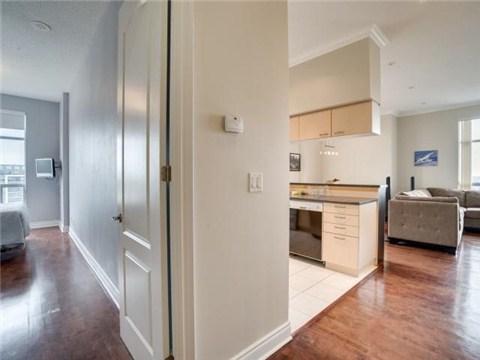 uph11 - 51 Saddlecreek Dr, Condo with 2 bedrooms, 2 bathrooms and 2 parking in Markham ON | Image 2