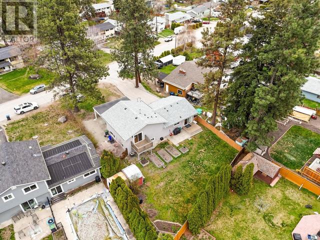 3312 Mcmahon Road, House detached with 4 bedrooms, 3 bathrooms and 4 parking in West Kelowna BC | Image 37