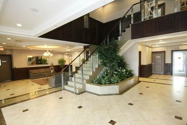 2005 - 7 North Park Rd, Condo with 1 bedrooms, 2 bathrooms and 1 parking in Vaughan ON | Image 15