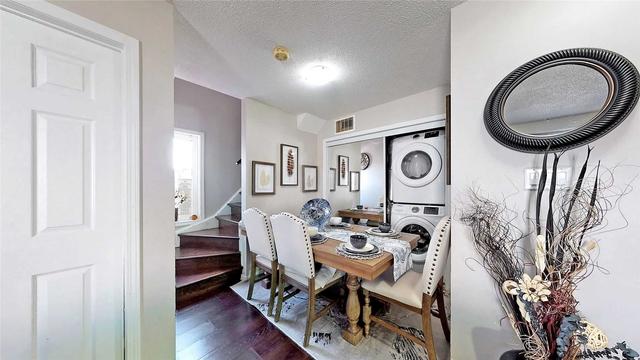 206 - 1530 Weston Rd, Townhouse with 3 bedrooms, 2 bathrooms and 1 parking in Toronto ON | Image 2
