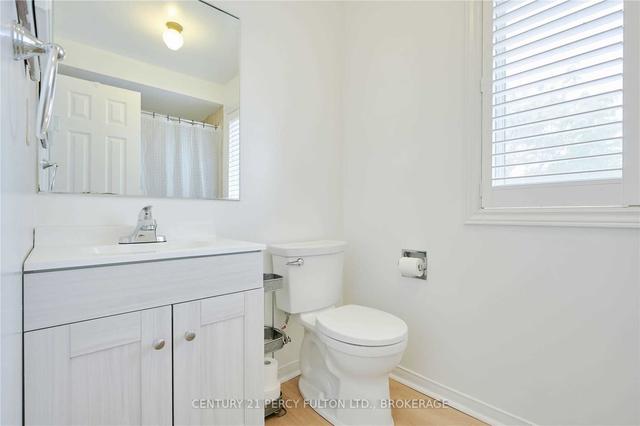 1012 Benton Cres, House detached with 4 bedrooms, 4 bathrooms and 6 parking in Pickering ON | Image 24