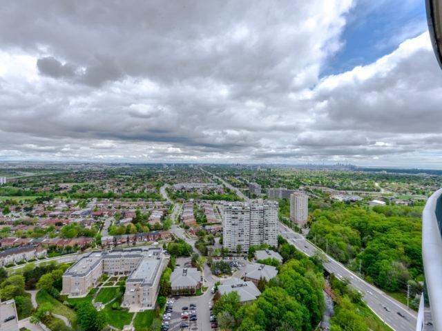 Lph10 - 80 Absolute Ave, Condo with 1 bedrooms, 2 bathrooms and 1 parking in Mississauga ON | Image 12