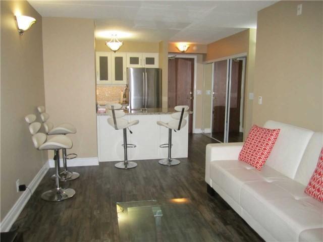 211 - 65 Via Rosedale, Condo with 1 bedrooms, 1 bathrooms and 1 parking in Brampton ON | Image 4