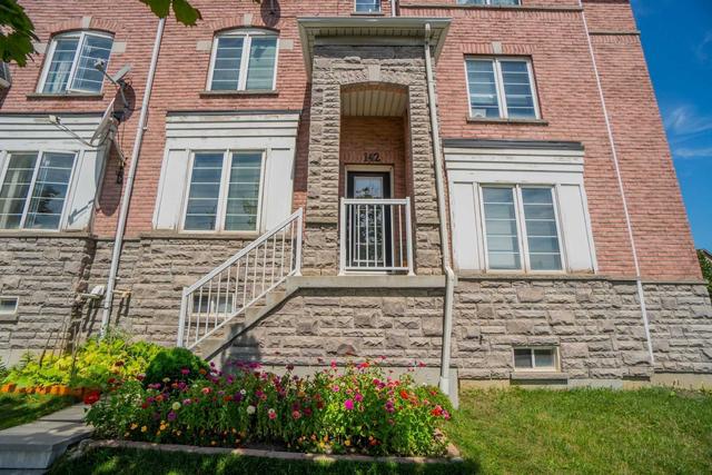 142 Bayly St W St W, House attached with 3 bedrooms, 3 bathrooms and 2 parking in Ajax ON | Image 1
