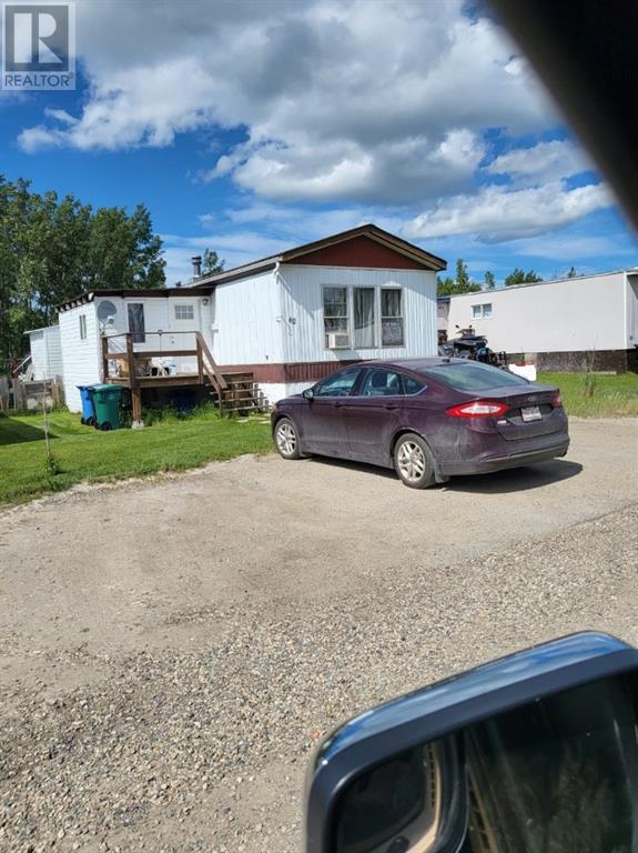62 Parkview Village, Home with 2 bedrooms, 1 bathrooms and 2 parking in Beaverlodge AB | Card Image