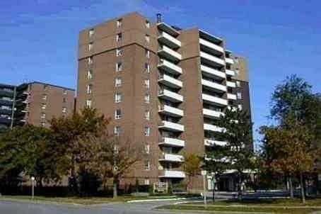 1002 - 3105 Queen Frederica Dr, Condo with 2 bedrooms, 1 bathrooms and 1 parking in Mississauga ON | Image 1