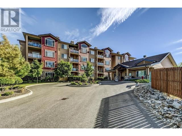 318 - 2532 Shoreline Drive, Condo with 2 bedrooms, 2 bathrooms and 1 parking in Lake Country BC | Image 36