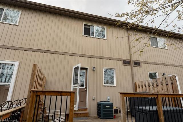 22 - 6118 Kelsey Crescent, House attached with 3 bedrooms, 2 bathrooms and 1 parking in Niagara Falls ON | Image 33