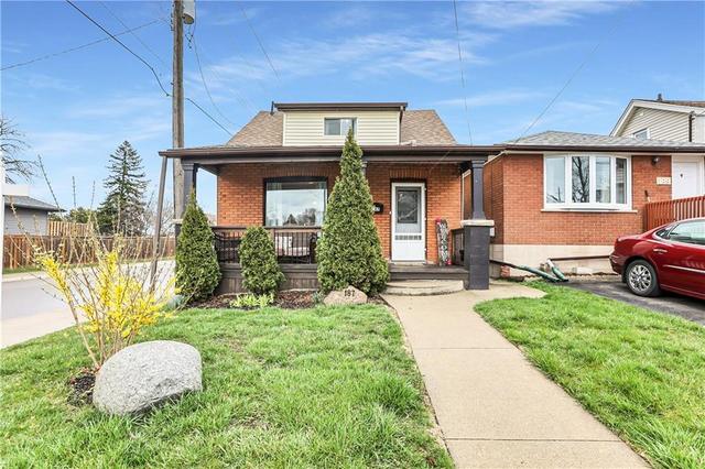 187 East 24th Street, House detached with 2 bedrooms, 1 bathrooms and 3 parking in Hamilton ON | Image 1