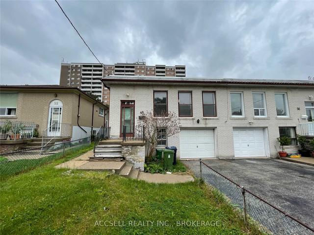 54 Venetian Cres, House semidetached with 3 bedrooms, 2 bathrooms and 3 parking in Toronto ON | Image 12