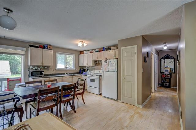 57 Tamarack Trail, House detached with 4 bedrooms, 2 bathrooms and 6 parking in Bracebridge ON | Image 5