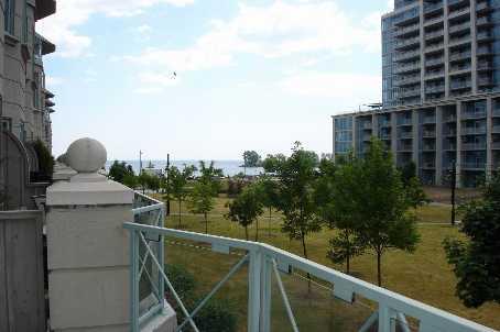 th 6 - 2111 Lake Shore Blvd W, Townhouse with 3 bedrooms, 3 bathrooms and 2 parking in Toronto ON | Image 3