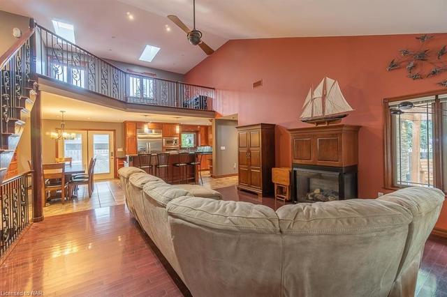 35 Spring Garden Boulevard, House detached with 4 bedrooms, 4 bathrooms and 8 parking in St. Catharines ON | Image 14