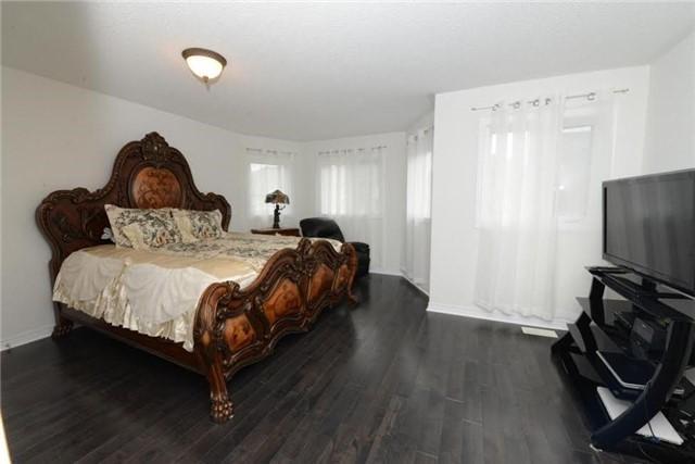 104 Geddington Cres, House detached with 3 bedrooms, 3 bathrooms and 2 parking in Markham ON | Image 12