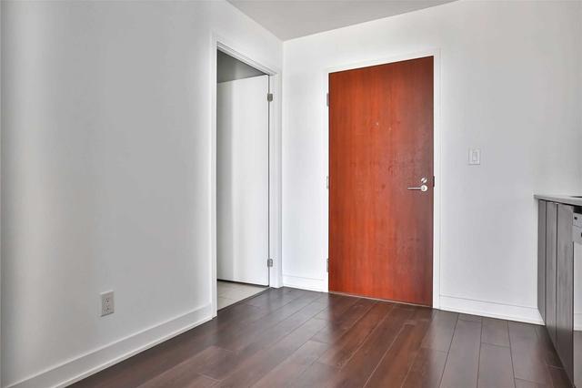 1510 - 160 Flemington Rd, Condo with 1 bedrooms, 1 bathrooms and 1 parking in Toronto ON | Image 21
