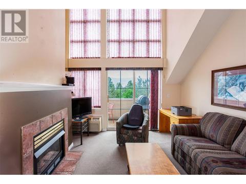 309 - 3185 Via Centrale Road, Condo with 1 bedrooms, 2 bathrooms and 1 parking in Kelowna BC | Card Image