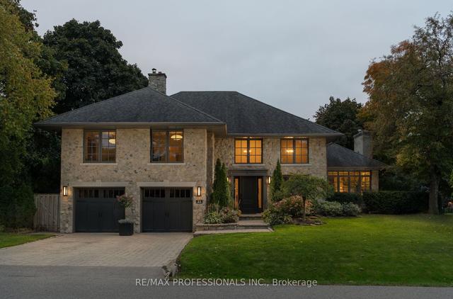 21 Thornbury Cres, House detached with 4 bedrooms, 4 bathrooms and 6 parking in Toronto ON | Image 12