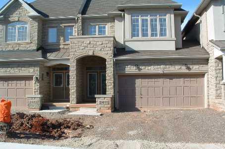 2411 Presquile Dr, House semidetached with 3 bedrooms, 3 bathrooms and 2 parking in Oakville ON | Image 1