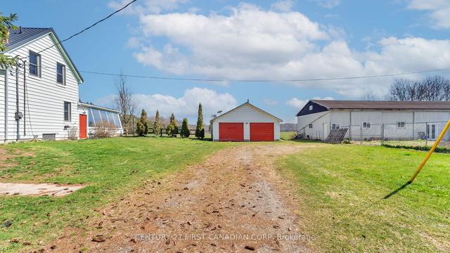 23698 Sutherland Rd, House detached with 4 bedrooms, 3 bathrooms and 12 parking in Strathroy Caradoc ON | Image 12