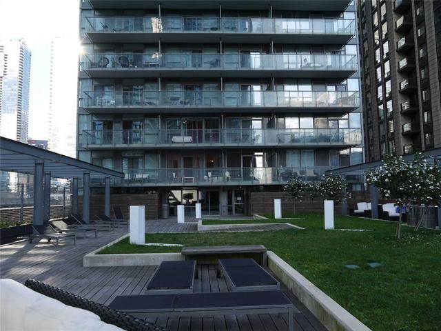 1612 - 8 Mercer St, Condo with 1 bedrooms, 1 bathrooms and null parking in Toronto ON | Image 9
