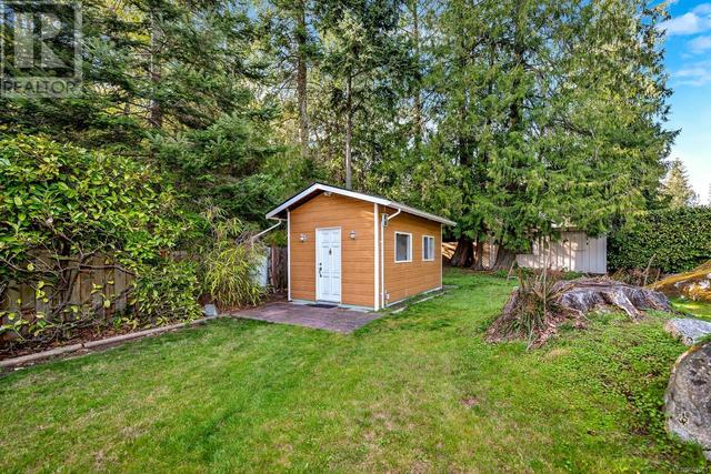 1900 Barrett Dr, House detached with 4 bedrooms, 2 bathrooms and 5 parking in North Saanich BC | Image 29