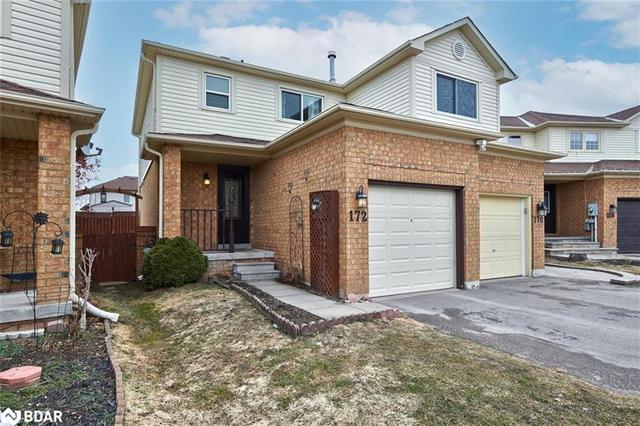 172 Pickett Crescent, House semidetached with 3 bedrooms, 1 bathrooms and 2 parking in Barrie ON | Image 2