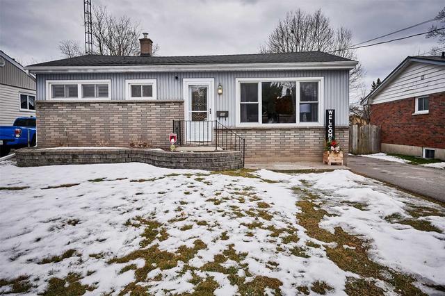 55 Young St, House detached with 2 bedrooms, 2 bathrooms and 3 parking in Port Hope ON | Image 1