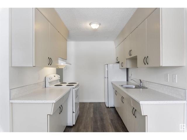 102 - 15930 109 Av Nw, Condo with 2 bedrooms, 1 bathrooms and 1 parking in Edmonton AB | Image 17