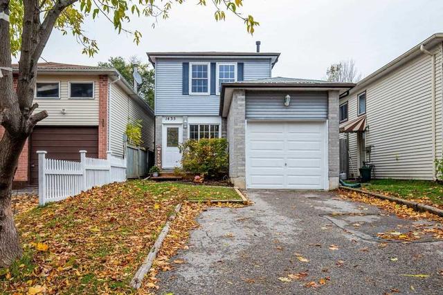 1435 Birchcliffe Crt, House detached with 3 bedrooms, 2 bathrooms and 4 parking in Oshawa ON | Image 1