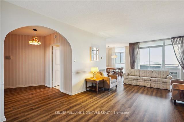 1109 - 5250 Lakeshore Rd, Condo with 2 bedrooms, 2 bathrooms and 1 parking in Burlington ON | Image 1