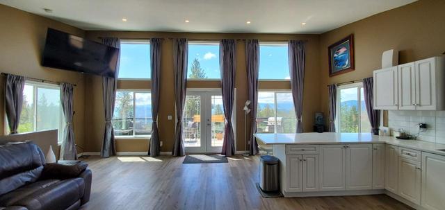 265 Chapman Road, House detached with 1 bedrooms, 1 bathrooms and 2 parking in Okanagan Similkameen A BC | Image 1