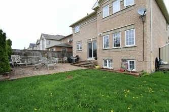 220 Vintage Gate, House detached with 4 bedrooms, 3 bathrooms and 4 parking in Brampton ON | Image 20