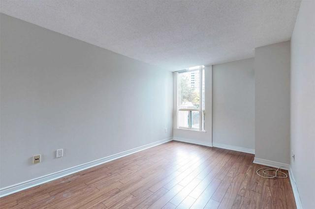 204 - 1 Clark Ave, Condo with 2 bedrooms, 2 bathrooms and 2 parking in Vaughan ON | Image 13