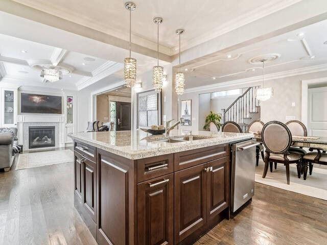 1265 Lorne Park Rd, House detached with 3 bedrooms, 4 bathrooms and 5 parking in Mississauga ON | Image 8