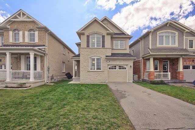 584 Langholm St, House detached with 4 bedrooms, 3 bathrooms and 2 parking in Milton ON | Image 12