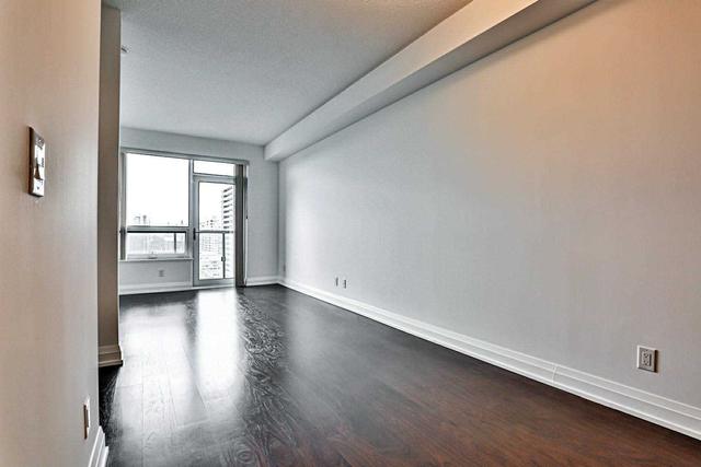 2621 - 5 Sheppard Ave E, Condo with 1 bedrooms, 1 bathrooms and 1 parking in Toronto ON | Image 4
